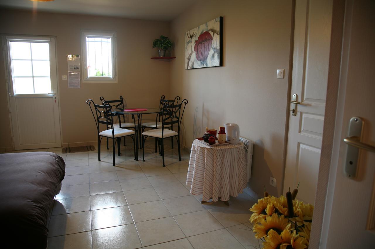 מלון פלורי Domaine Du Coteau Des Lys מראה חיצוני תמונה